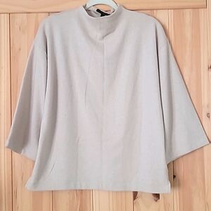 Mock neck sweat shirt